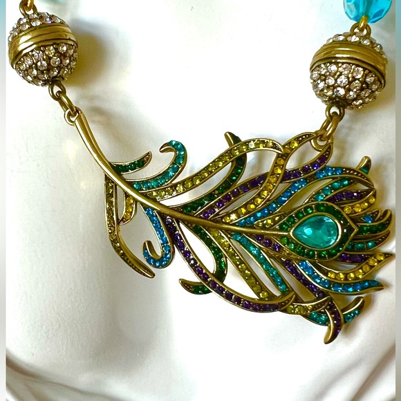 Heidi Daus 🆕 “Pretty As A Peacock” 🦚 feather magnetic pendant enhancer - Picture 4 of 13